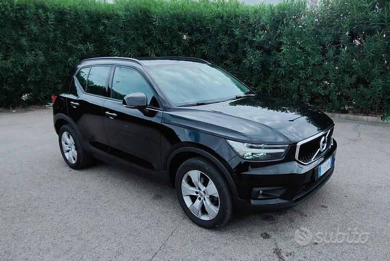 Usata Volvo XC40 Business Edition 150 CV (110 kW) 2018 Nero SUV