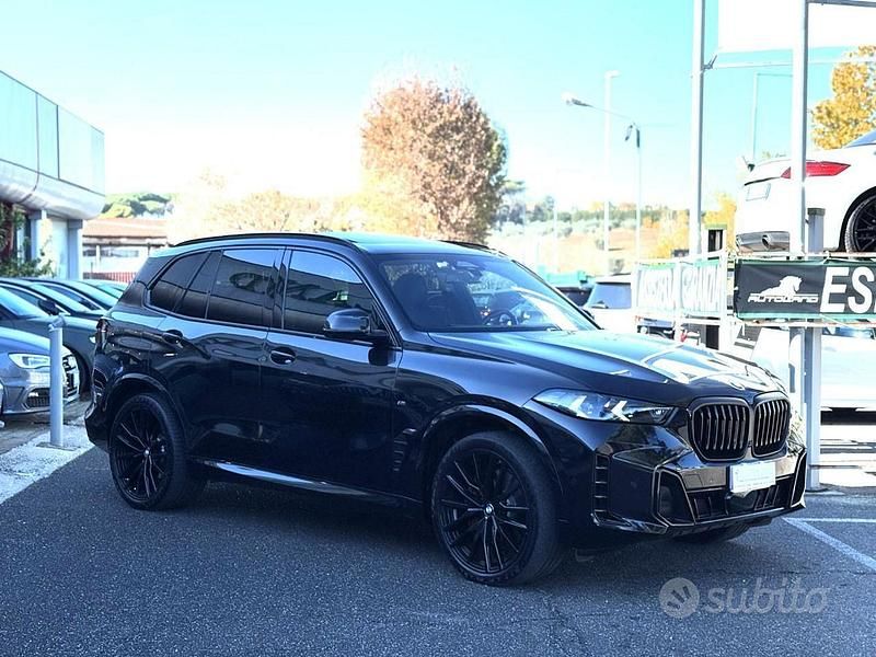 Usata BMW X5 M Sport 298 CV (219 kW) 2023 Nero metallizzato SUV