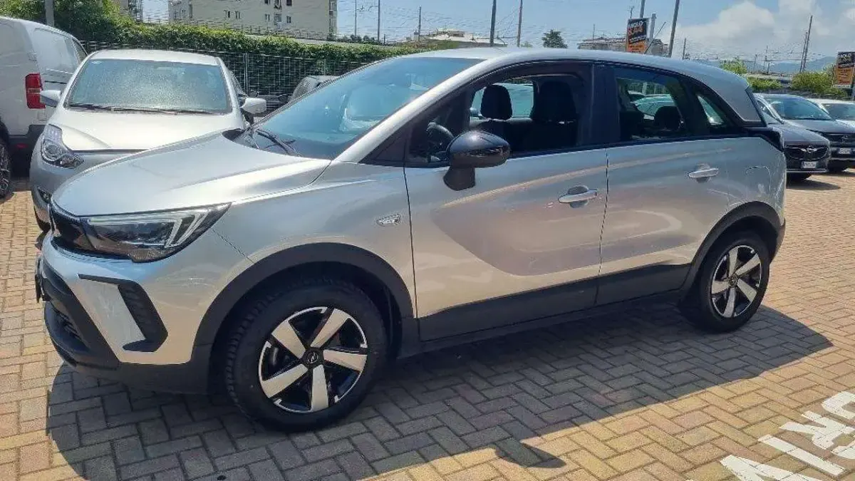Usata Opel Crossland Edition 110 CV (80 kW) 2023 Grigio SUV