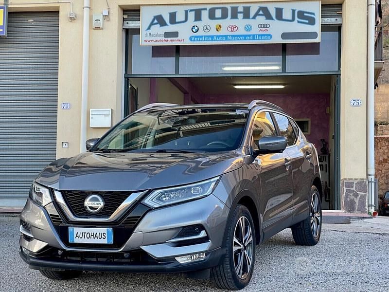 Grigio Usata 2019 Nissan Qashqai N-Connecta SUV | 18.900 € (Cara) - Immagine 1/4