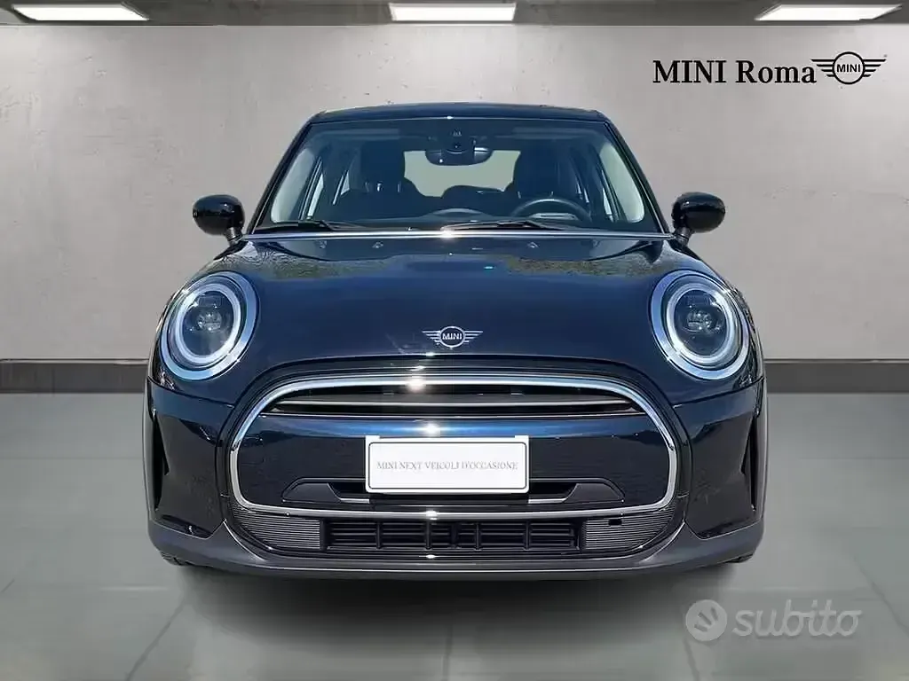 Usado Mini Cooper 136 CV (100 kW) 2023 Negro Utilitario
