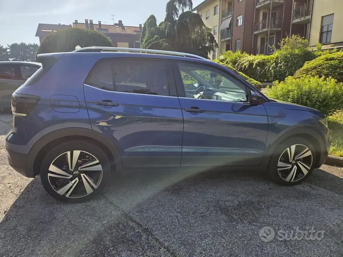 Usata VW T-Cross 110 CV (80 kW) 2023 Blu SUV