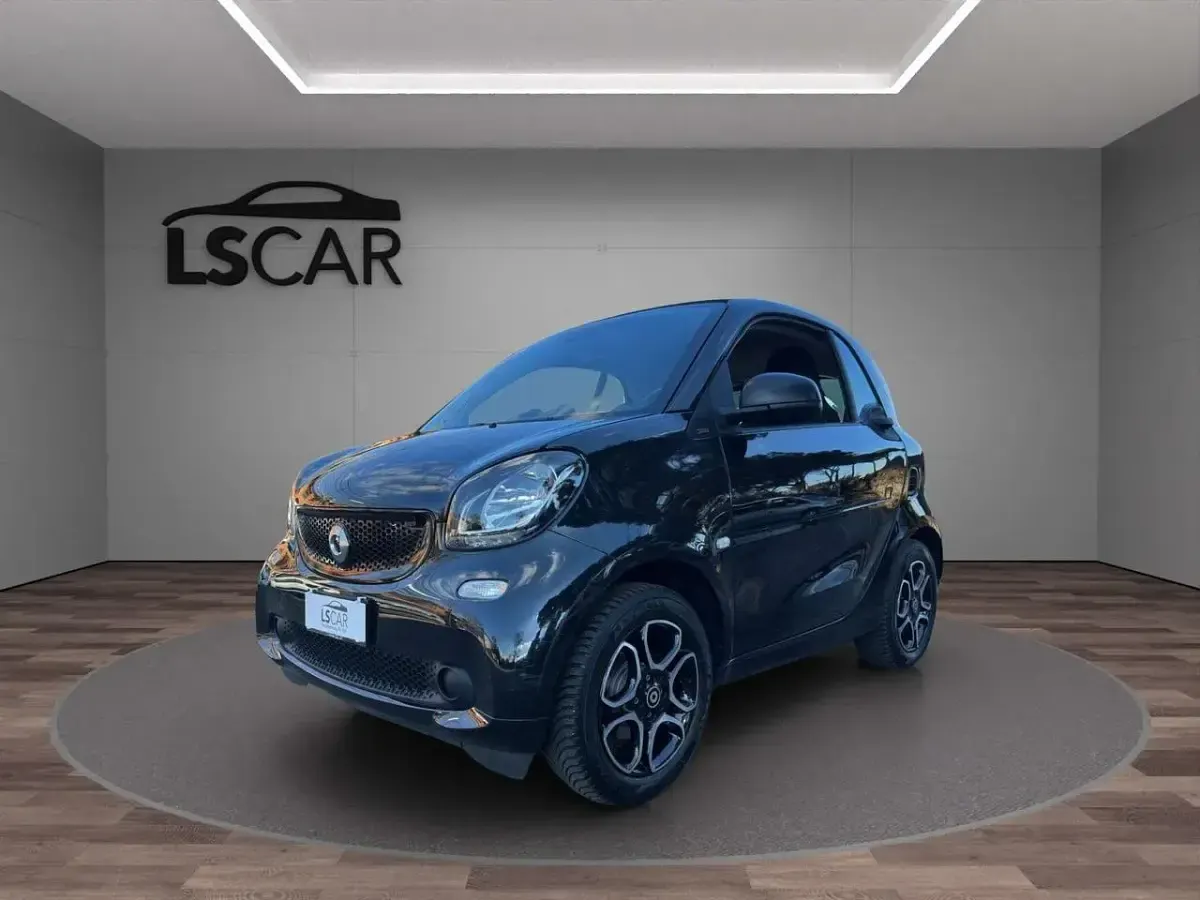 Usata Smart ForTwo Cabrio Passion 70 CV (51 kW) 2017 Viola Cabrio