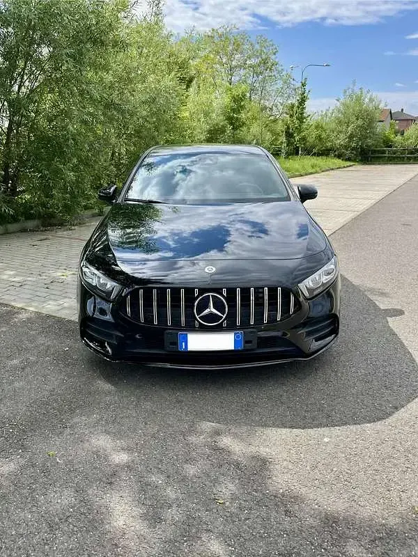 Usata Mercedes A180 AMG line 116 CV (85 kW) 2021 Nero