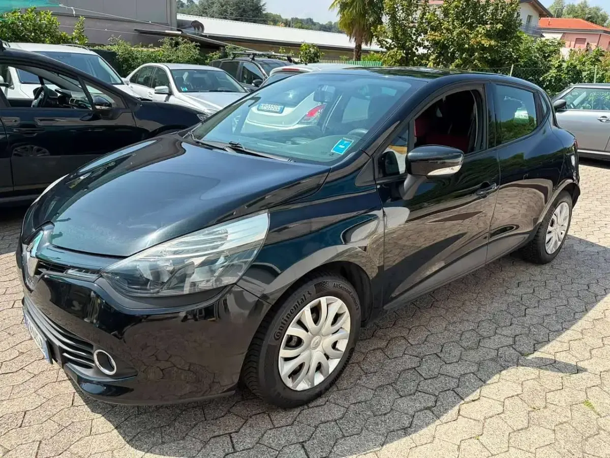 Usata Renault Clio IV Life 73 CV (53 kW) 2015 Nero Berlina