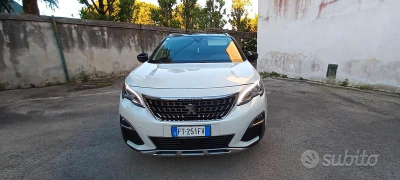 Usata Peugeot 3008 2018 Bianco SUV