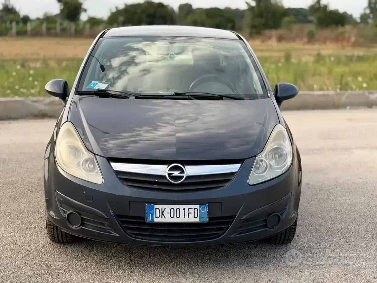 Usata Opel Corsa Club 60 CV (44 kW) 2007 Grigio Utilitaria