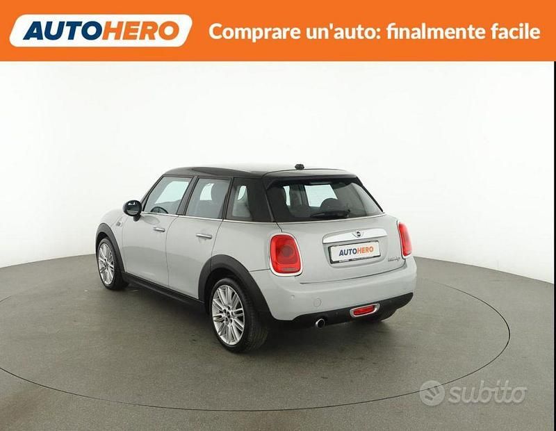 Begagnad Mini Cooper D 116 HK (85 kW) 2016 Grå Halvkombi