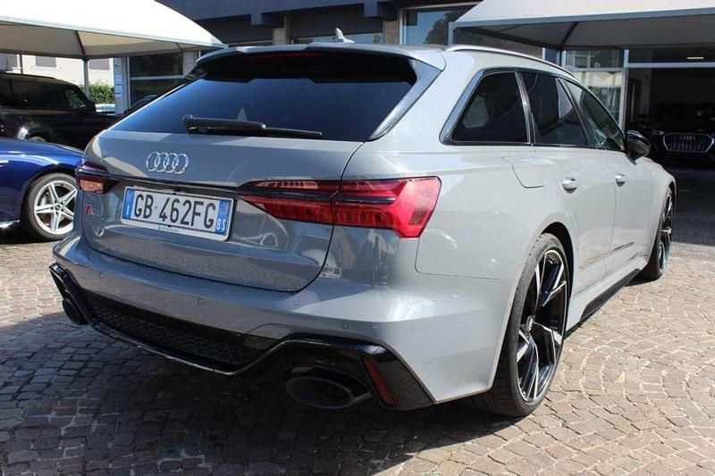 Usata Audi RS6 S-Line 600 CV (441 kW) 2020 Grigio pastello Station wagon