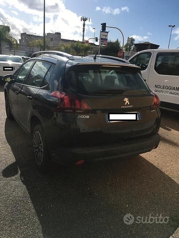 Usata Peugeot 2008 Allure 82 CV (60 kW) 2017 Nero SUV