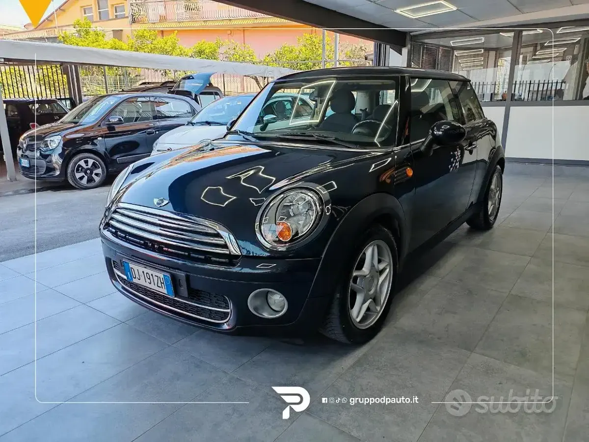 Usata Mini Cooper D Chili 109 CV (80 kW) 2007 Nero Utilitaria