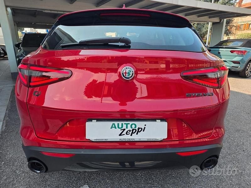 Begagnad Alfa Romeo Stelvio Sprint 201 HK (147 kW) 2020 Röd SUV