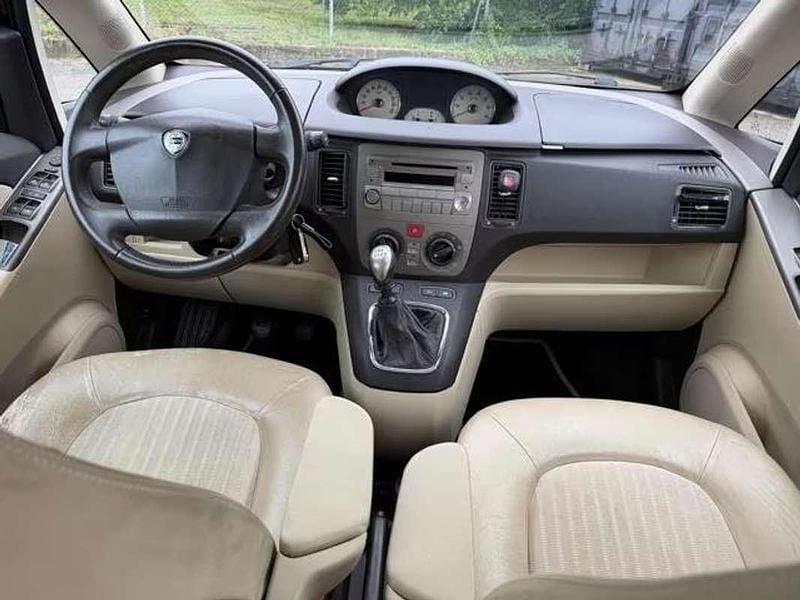 Usata Lancia Musa 95 CV (69 kW) 2007 Nero Monovolume