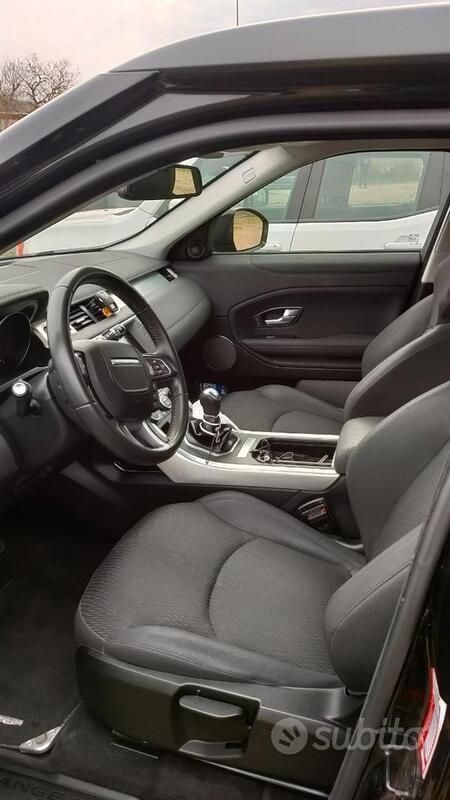 Usata Land Rover Range Rover evoque 2018 Nero SUV
