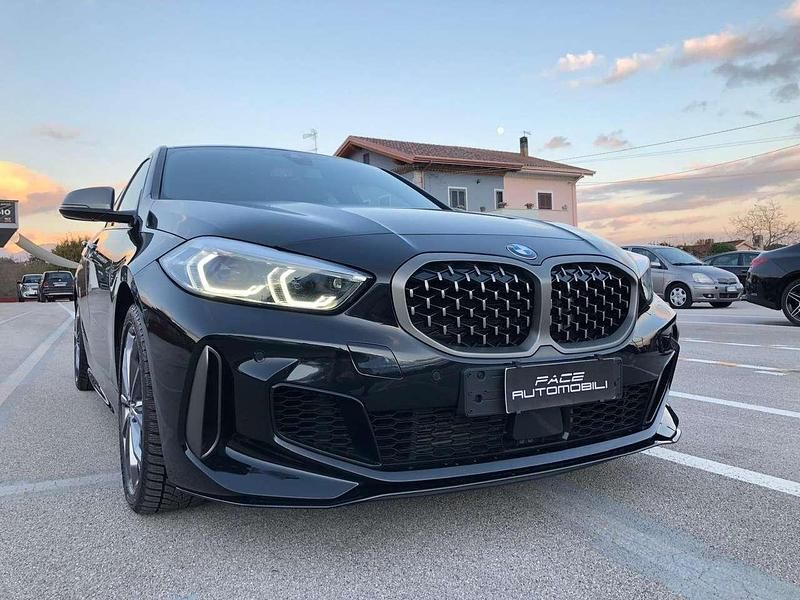 Usata BMW 135 M Sport 306 CV (225 kW) 2023 Nero Utilitaria