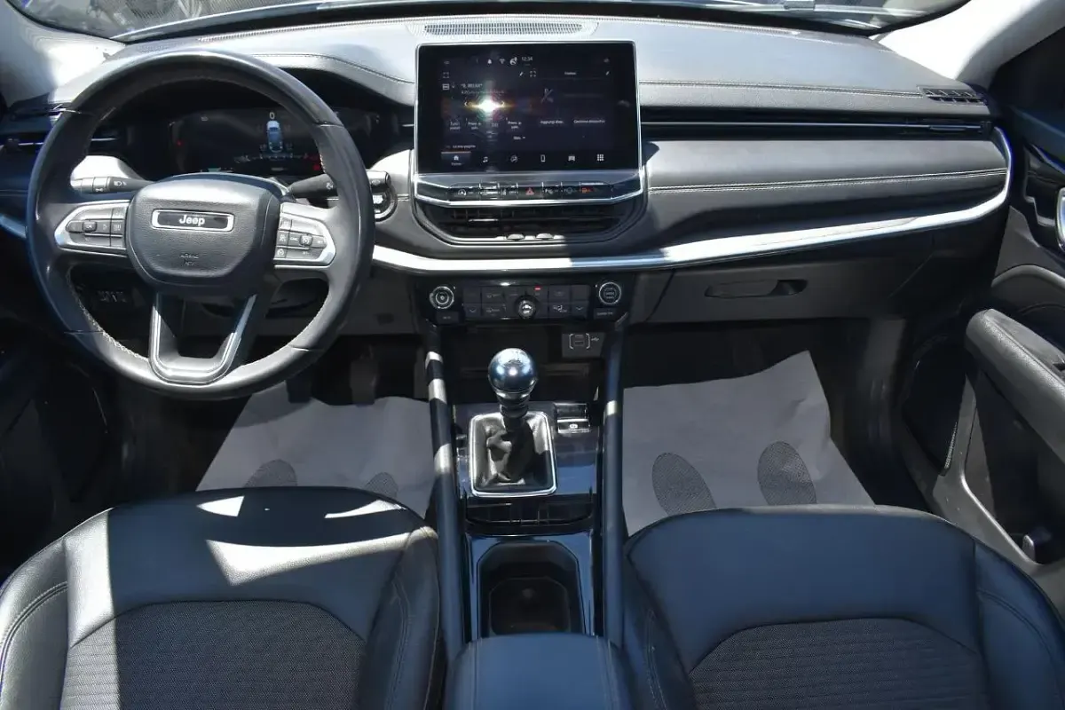 Usata Jeep Compass Limited 131 CV (96 kW) 2021 Argento SUV