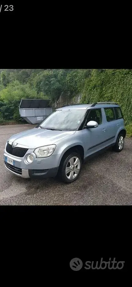 Usata Skoda Yeti Active 140 CV (102 kW) 2011 Bluazzurro SUV
