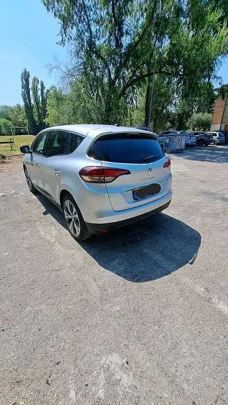 Usata Renault Scénic III Intens 131 CV (96 kW) 2017 Monovolume