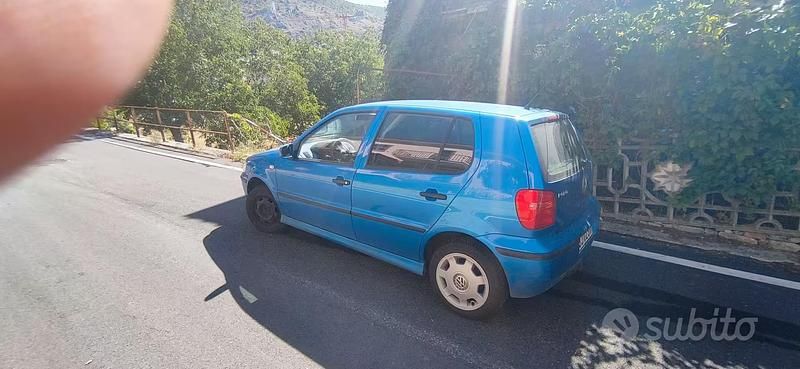 Usata VW Polo 2000 Blu Utilitaria