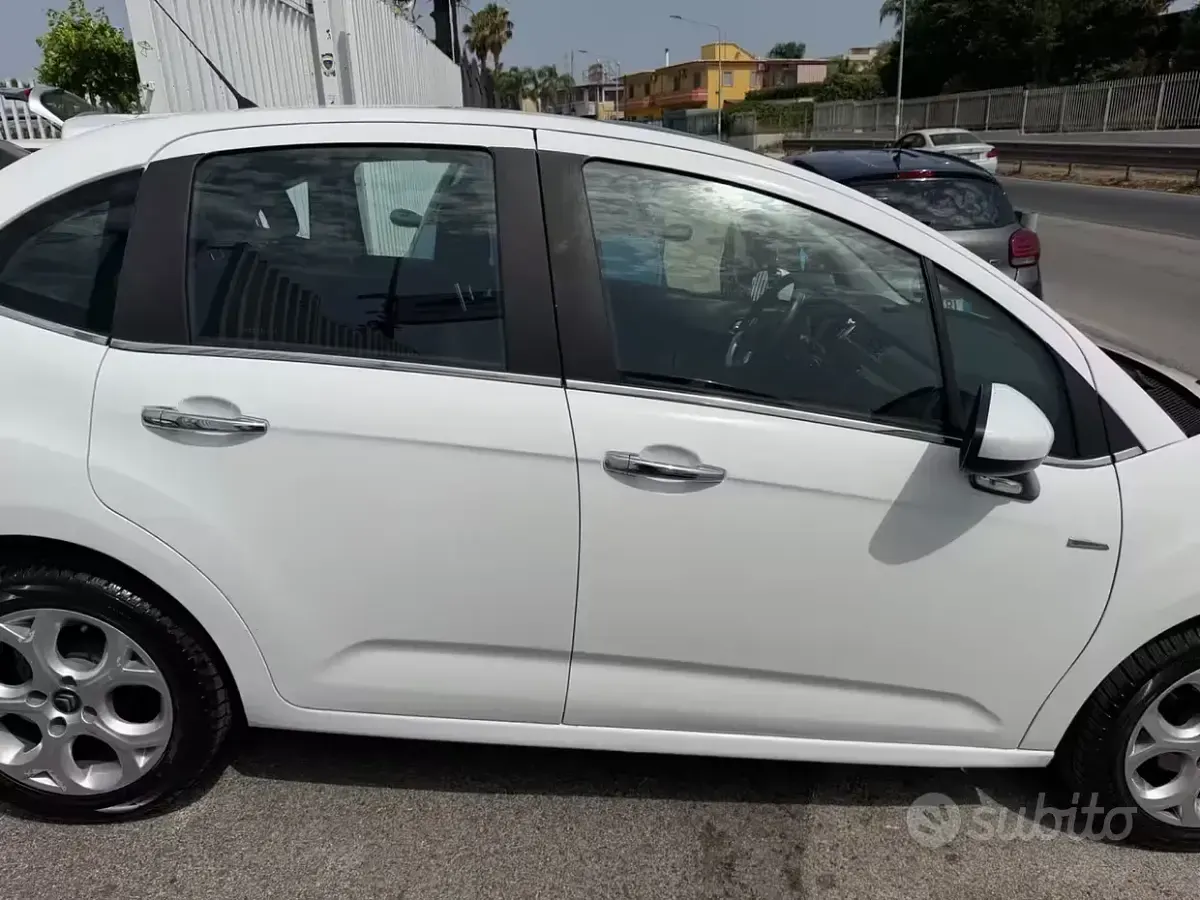 Usata Citroën C3 Exclusive 68 CV (50 kW) 2014 Bianco Berlina