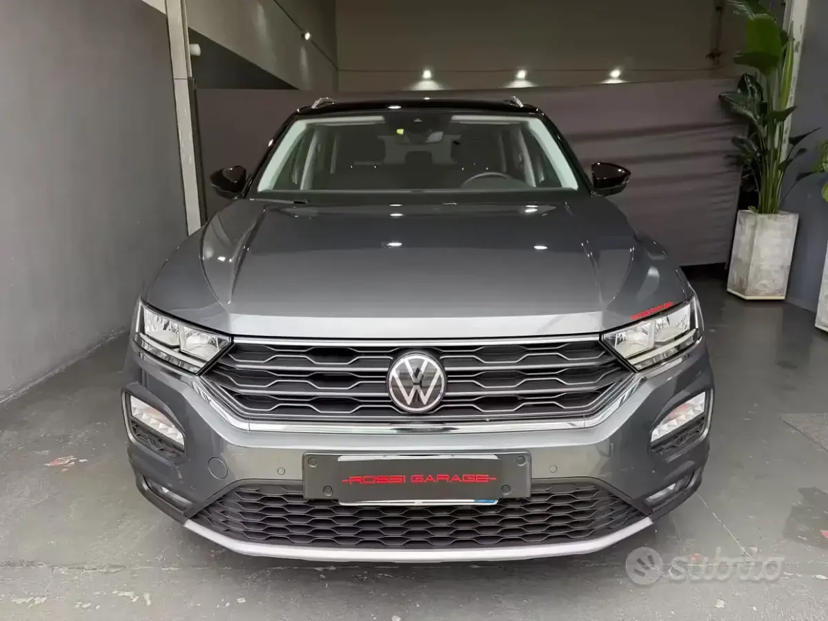 Usata VW T-Roc Style 110 CV (80 kW) 2021 Grigio SUV