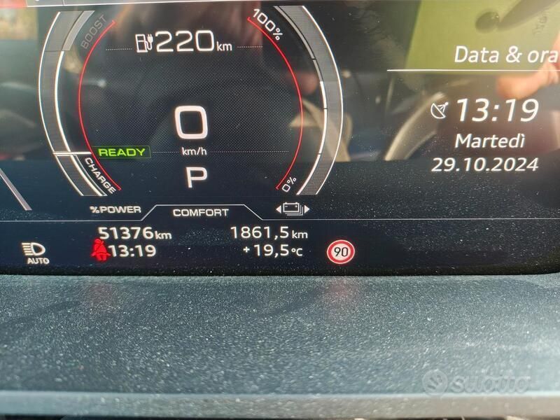 Usata Audi e-tron 369 kW (503 CV) 2022 Grigio SUV