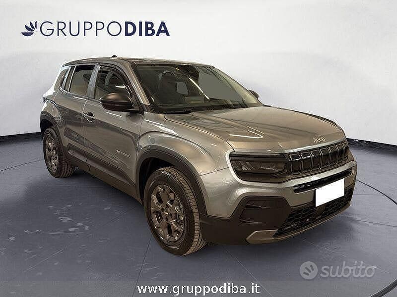 Usata Jeep Avenger Longitude 101 CV (74 kW) 2025 Grigio SUV