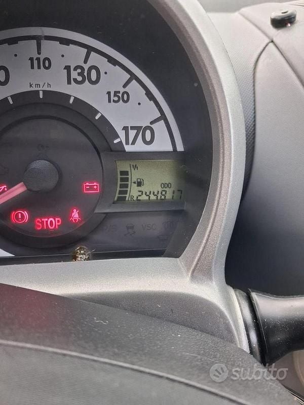 Usata Peugeot 107 68 CV (50 kW) 2008 Nero Utilitaria