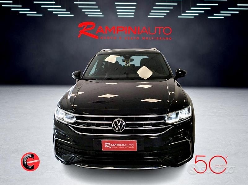 Usata VW Tiguan R-line 150 CV (110 kW) 2022 Nero SUV