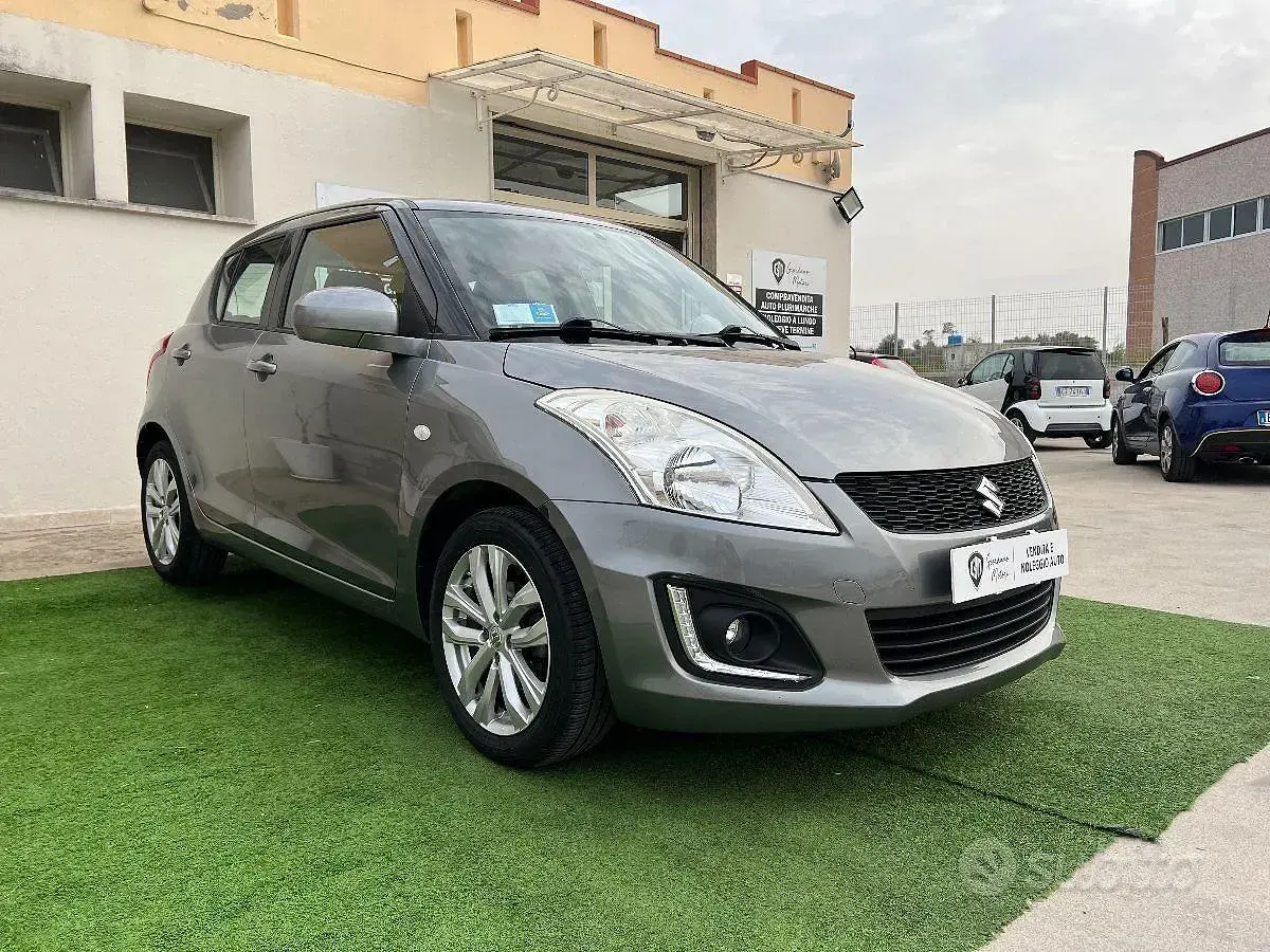Usata Suzuki Swift 94 CV (69 kW) 2015 Grigio Utilitaria