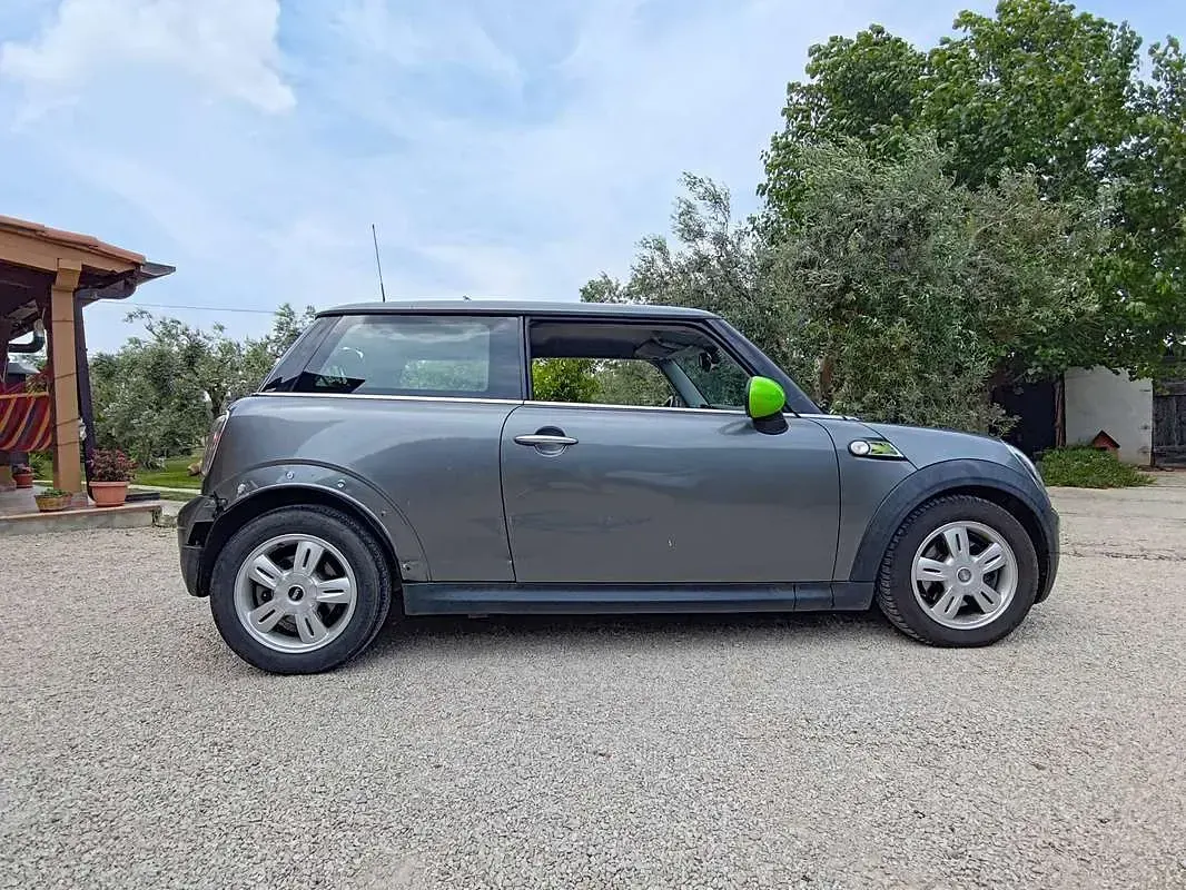 Usata Mini ONE 90 CV (66 kW) 2009 Grigio Utilitaria