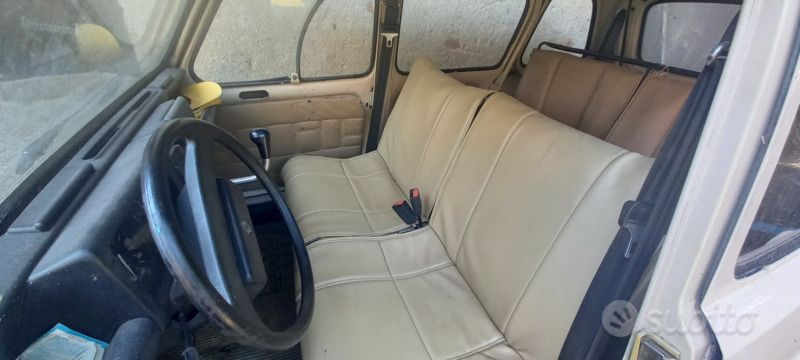 Usata Renault R4 34 CV (25 kW) 1983 Berlina