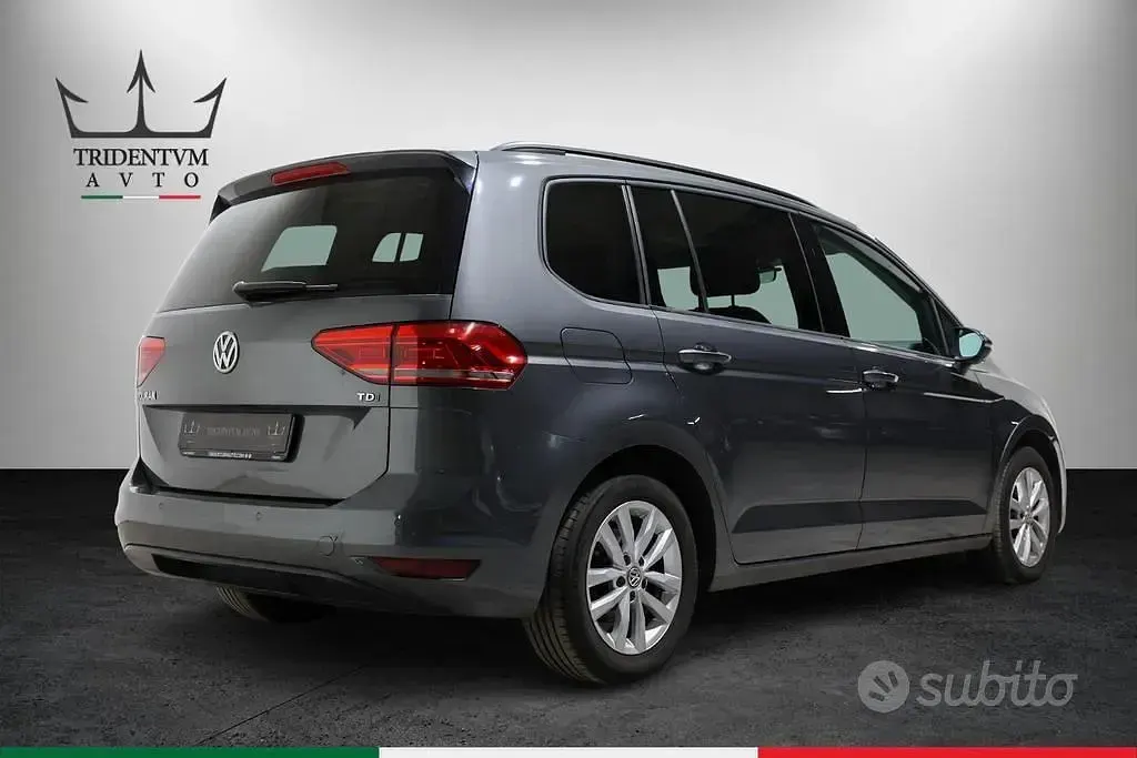 Usata VW Touran Business 110 CV (80 kW) 2016 Grigio Monovolume