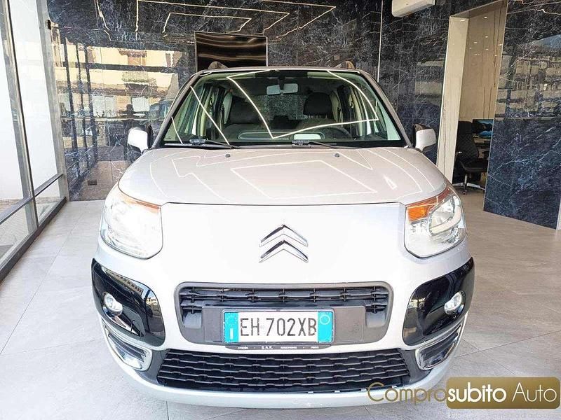Argento Usata 2011 Citroën C3 Picasso Seduction Monovolume | 2999 € (Buon prezzo) - Immagine 1/4