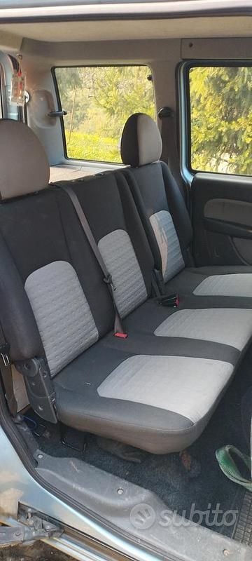 Usata Fiat Doblò Dynamic 120 CV (88 kW) 2007 Blu Monovolume