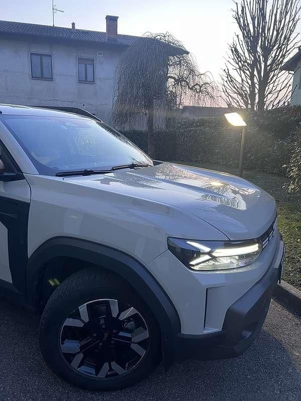 Usata Dacia Duster Extreme 94 CV (69 kW) 2024 Beige SUV