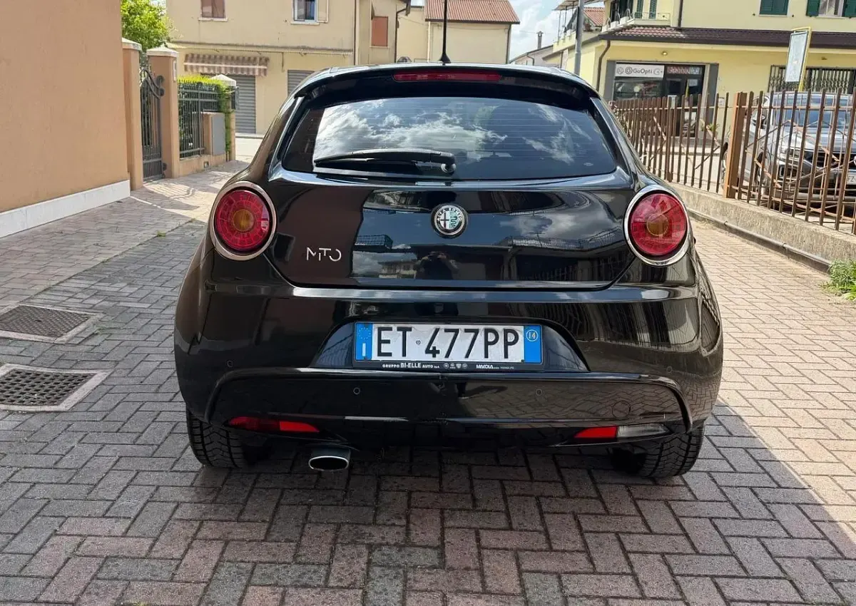 Usata Alfa Romeo MiTo 85 CV (62 kW) 2014 Nero Utilitaria
