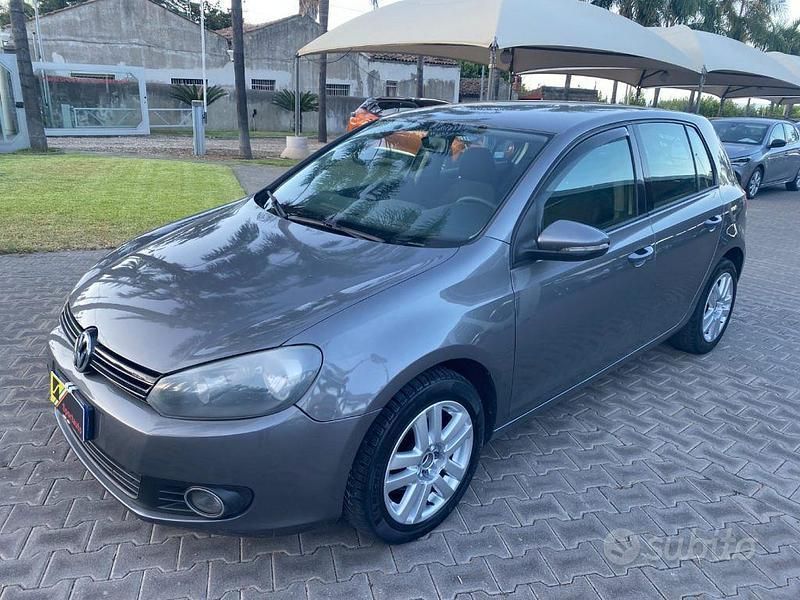 Grigio Usata 2009 VW Golf VI Tre volumi | 4500 € (Cara) - Immagine 1/4