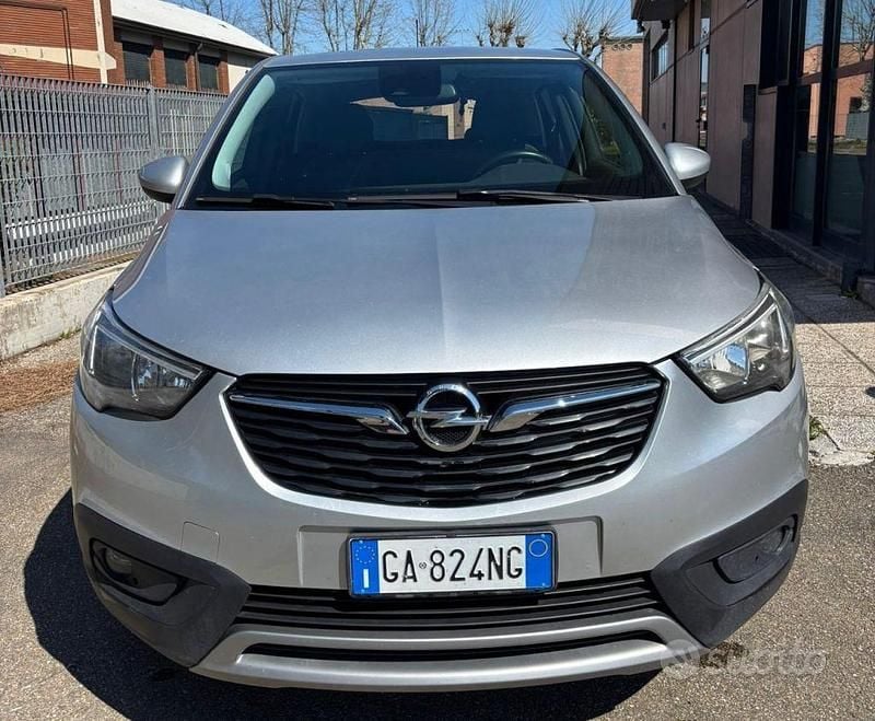 Usata Opel Crossland X Ultimate 102 CV (75 kW) 2020 Grigio SUV