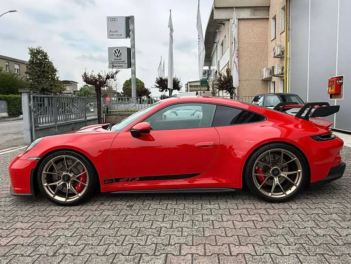 Usata Porsche 911 GT3 Chrono 510 CV (375 kW) 2023 Guards red Coupé