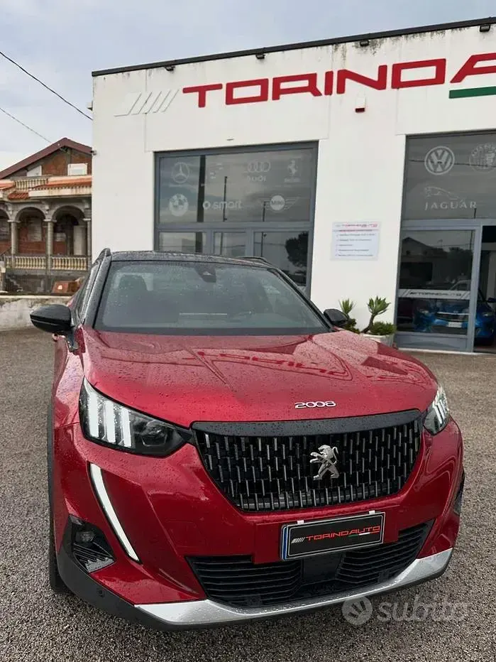 Usata Peugeot 2008 GT-line 131 CV (96 kW) 2020 Rosso SUV