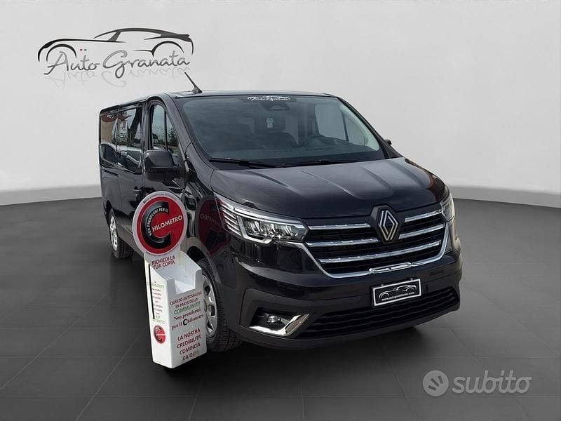 Nero Nuova 2025 Renault Trafic Equilibre Monovolume | 31.990 € (Super prezzo) - Immagine 1/4
