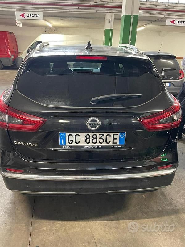 Usata Nissan Qashqai N-Connecta 160 CV (117 kW) 2020 Nero SUV