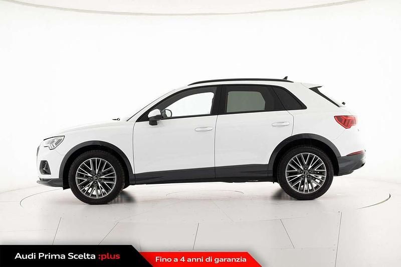 Usata Audi Q3 Advanced 150 CV (110 kW) 2024 Bianco ghiaccio metallizzato SUV