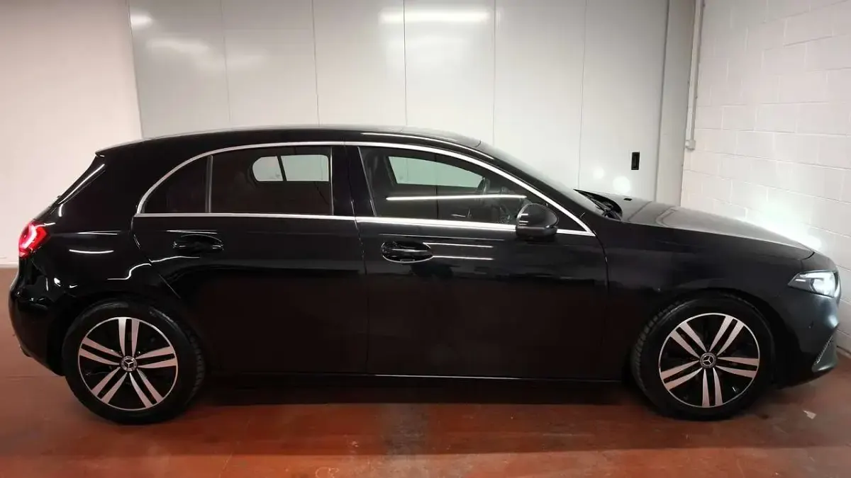 Usata Mercedes A180 116 CV (85 kW) 2018 Nero Berlina