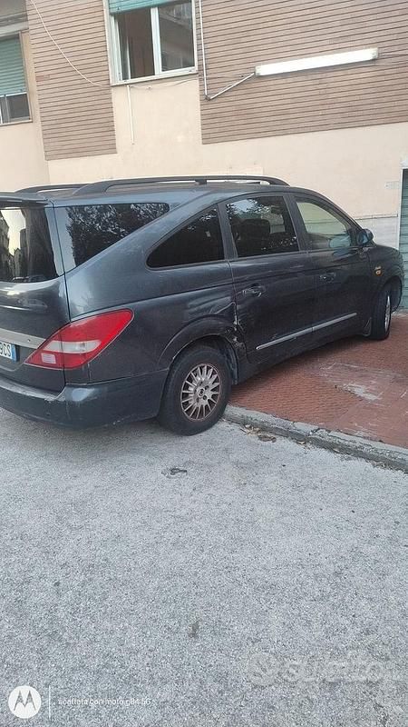 Usata Ssangyong (KGM) Rodius 165 CV (121 kW) 2008 Nero Monovolume