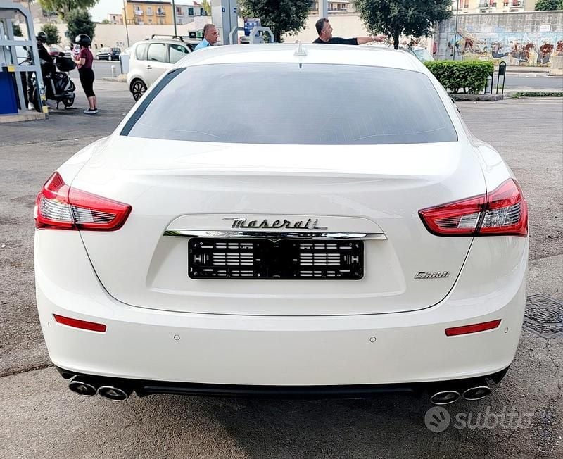 Usata Maserati Ghibli 330 CV (242 kW) 2014 Bianco Coupé