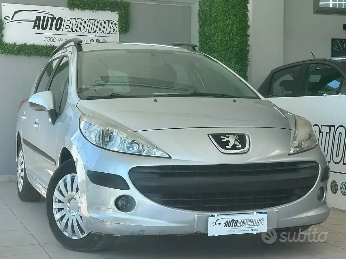 Usata Peugeot 207 90 CV (66 kW) 2008 Grigio Station wagon
