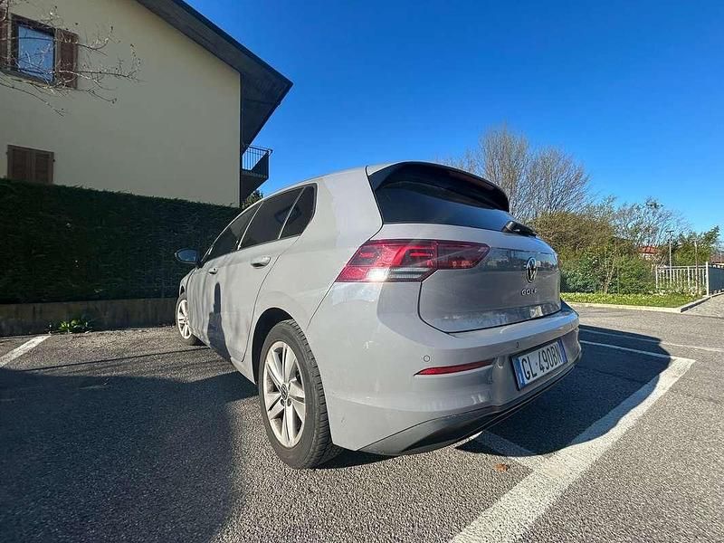 Usata VW Golf VII Life 150 CV (110 kW) 2021 Utilitaria