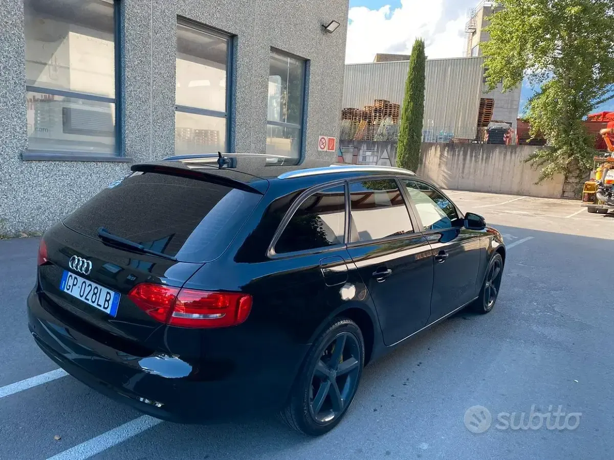 Usata Audi A4 Advanced Plus 143 CV (105 kW) 2013 Nero Station wagon